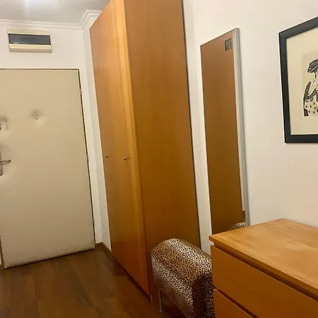 Warsawcitycenterviewapartment ורשה