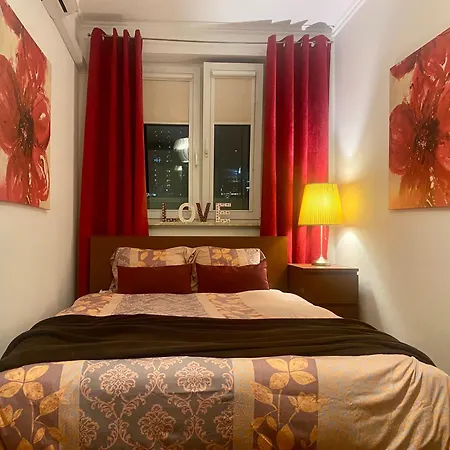 Warsawcitycenterviewapartment ורשה